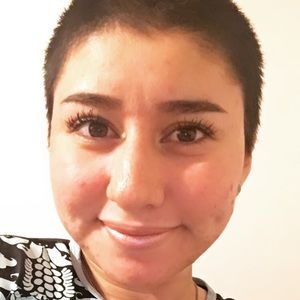 Hi my name is Abigail I’m new to Poshmark 🌼.